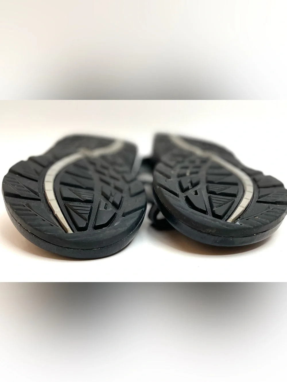 Chaco Z/Cloud Hiking Sport Sandals Black Gray Adjustable Straps Outdoor Sz 11